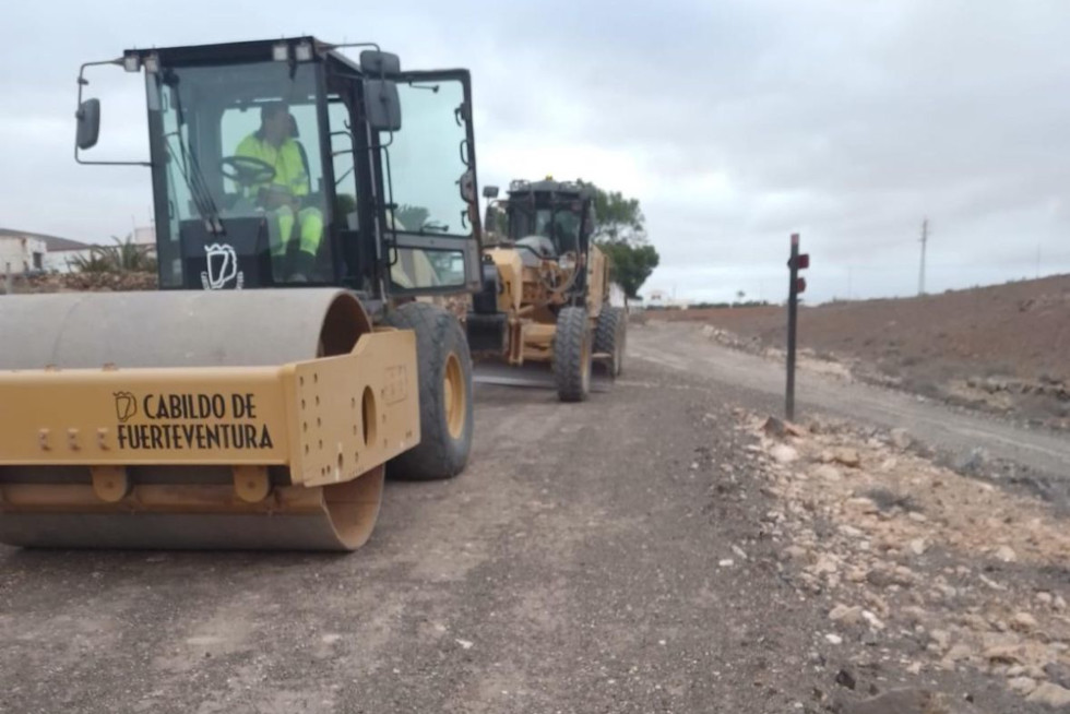 El Tren De Recebe Del Sur Acondiciona El Camino De Los Ramos A Las